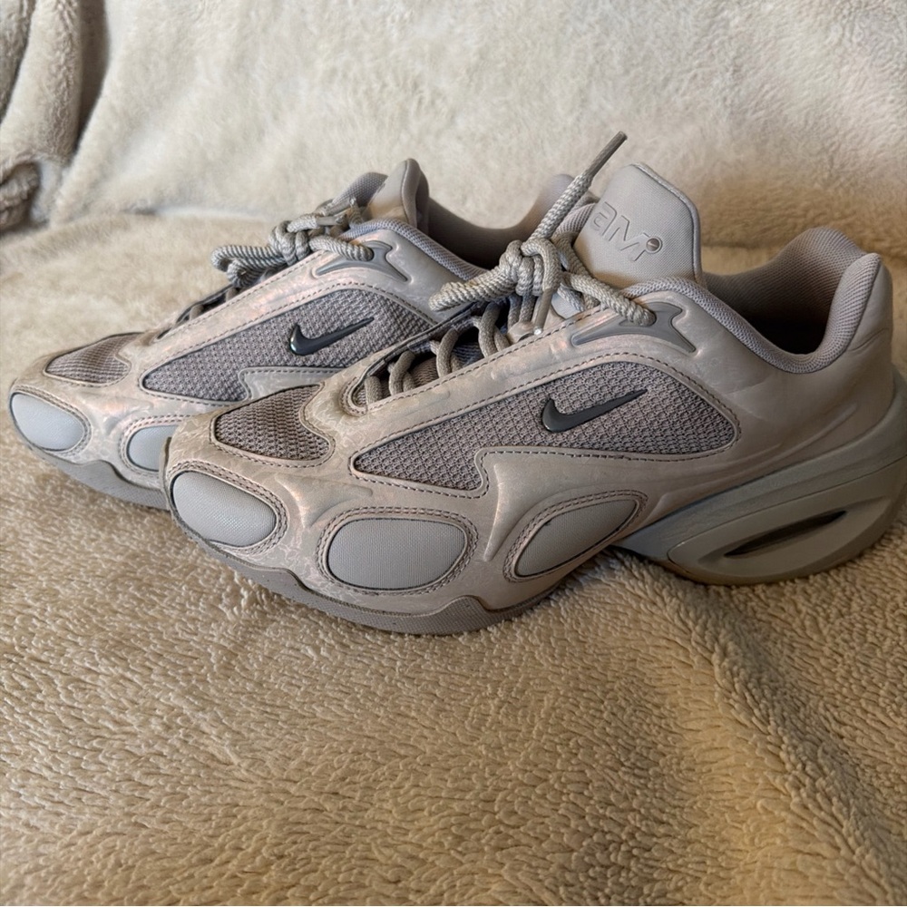 Nike Women’s Air Max Muse SE 8.5 College Grey - Picture 8 of 9